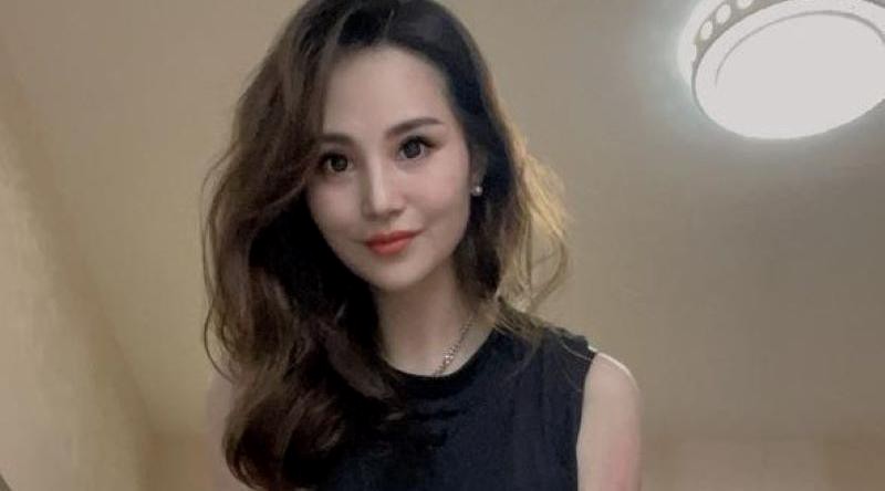 四川达州高颜值御姐 吴小倩 出轨视频曝光 背着男友约炮大屌男 被无套爆操淫叫不断！