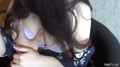 FC2-PPV-4640302 我期待与你合作，立即给你一个参与儿童发展的无辜的18岁男子！ 【高品质有奖品】